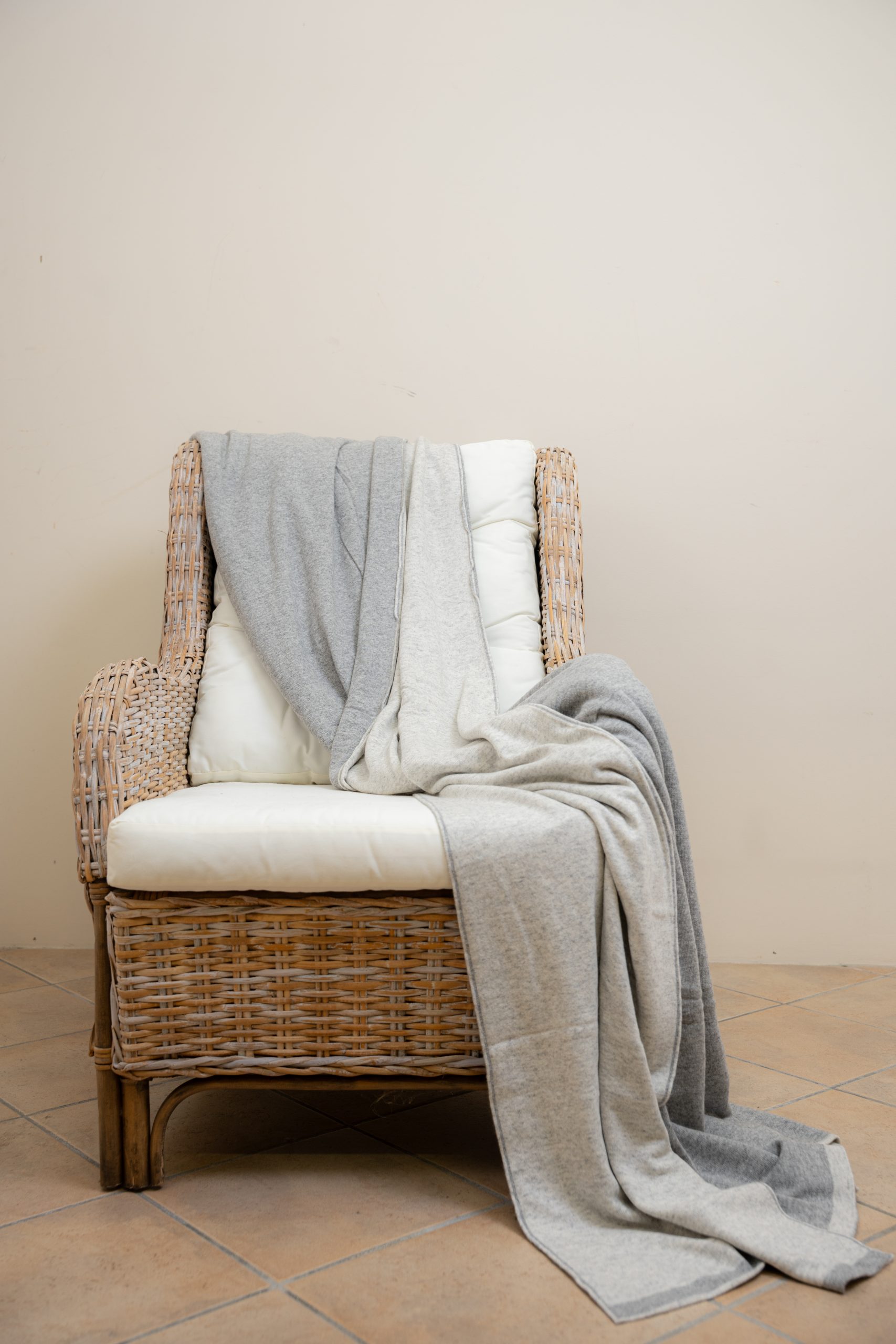 Coperta cashmere 100% artigianale italiano